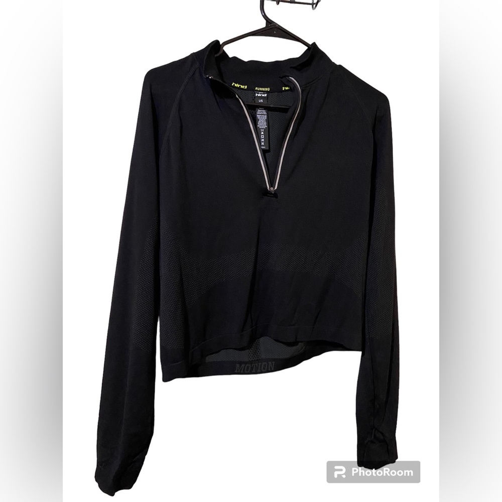 Large black Athletic Top, long sleeve.